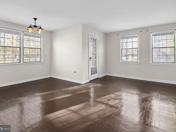 3rd image of 6500 Potomac Ave #Unit A1