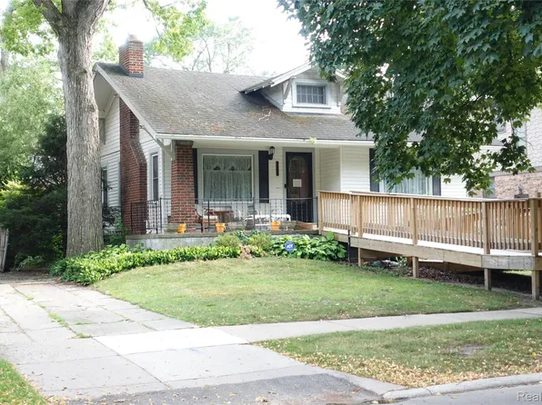 341 W Oakridge St, Ferndale, MI 48220