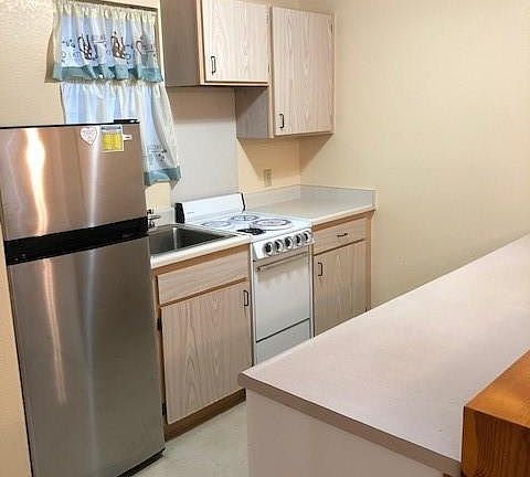 3rd image of 95-1050 Makaikai St