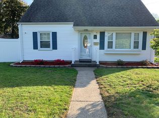 209 Albright Ave, Stratford, CT 06614