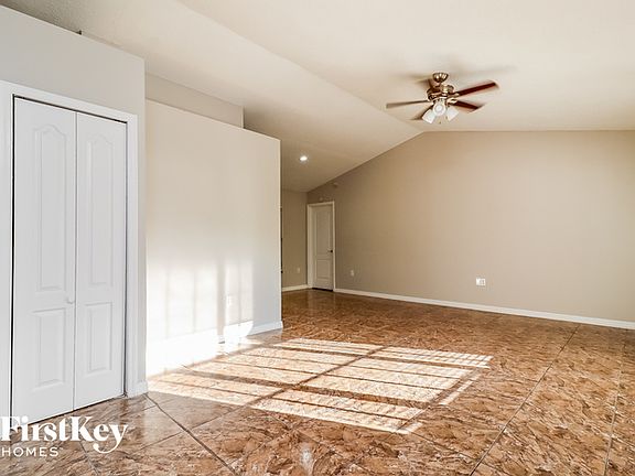 4th image of 1043 Malletwood Dr