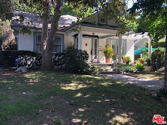 4th image of 1428 N Ogden Dr