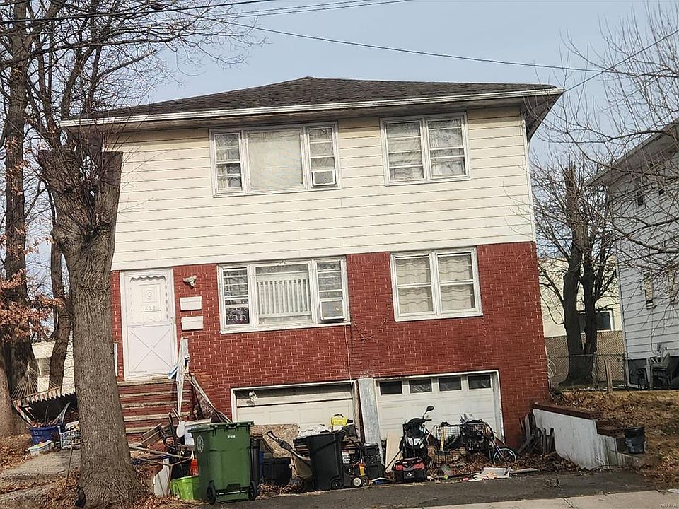 2nd image of 620 W 2nd Ave