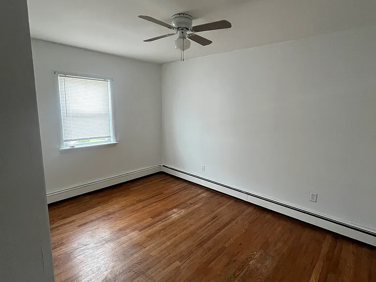 58 W Broadway Ave — Photo 6