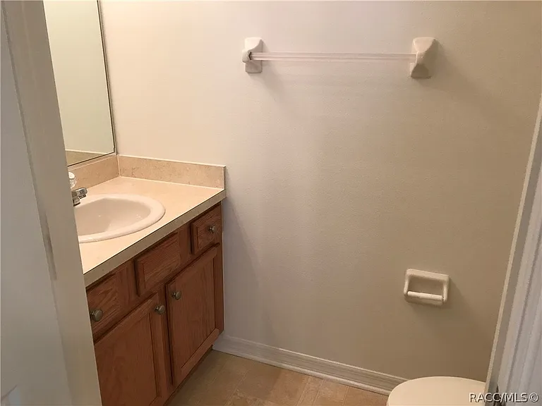1626 W Spring Meadow Loop — Photo 9