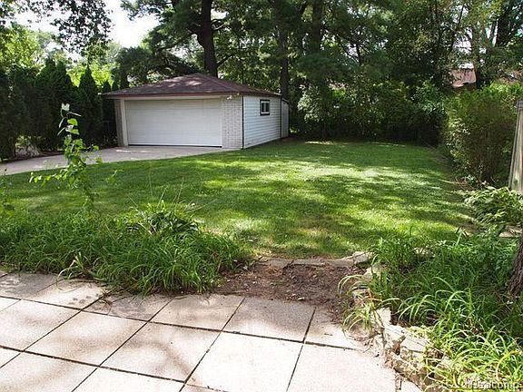 5th image of 750 S Bywood Ave