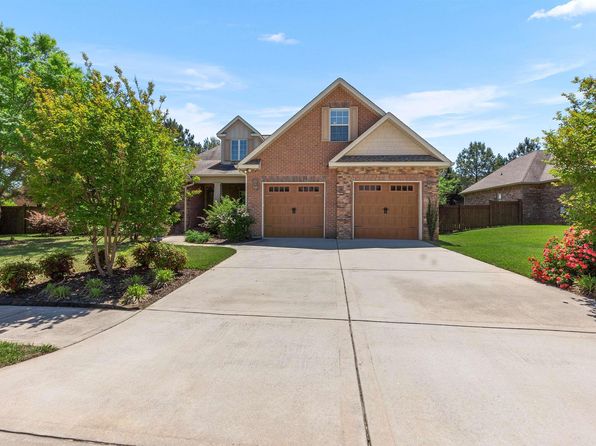 105 Grand View Ave, Kathleen, GA 31047