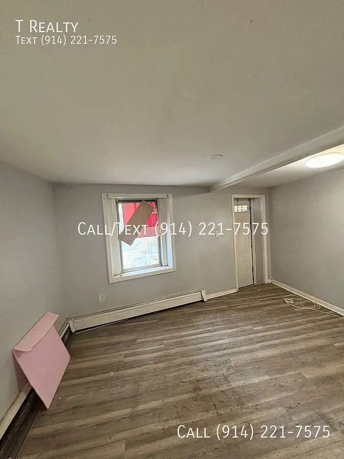 1 bed, $2,400 — Photo 1