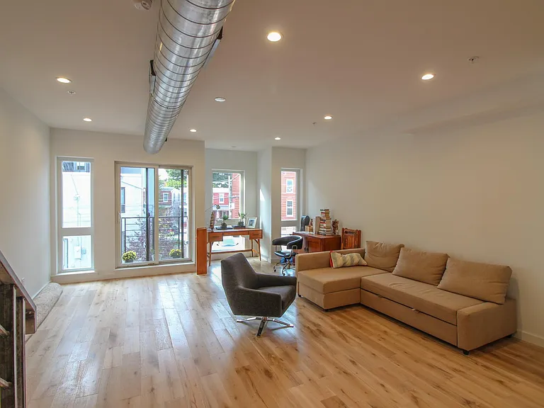 2232 Frankford Ave #2 — Photo 3
