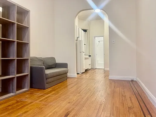 Rented by Oxford Property Group | media 7