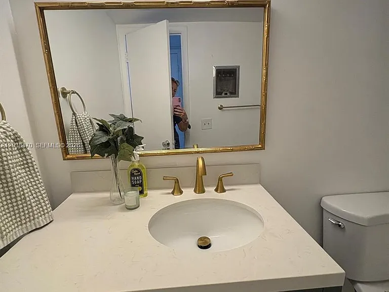 541 Blue Heron Dr #215 — Photo 7