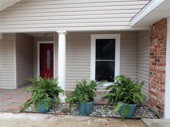 2nd image of 6931 Vermillion Dr