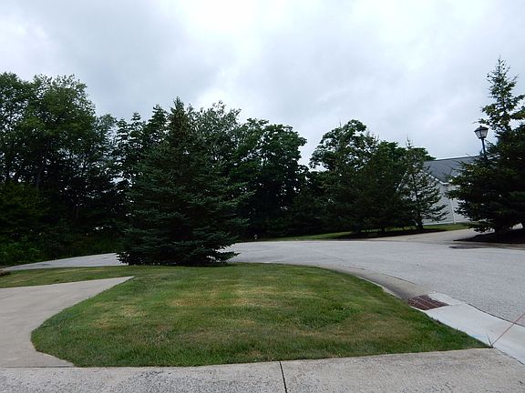 5th image of 10571-003 White St