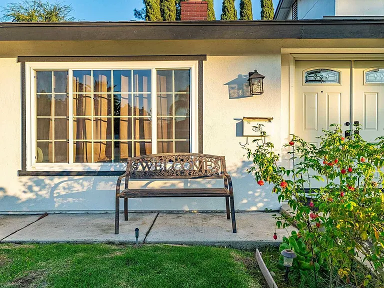 416 Camaritas Dr — Photo 41