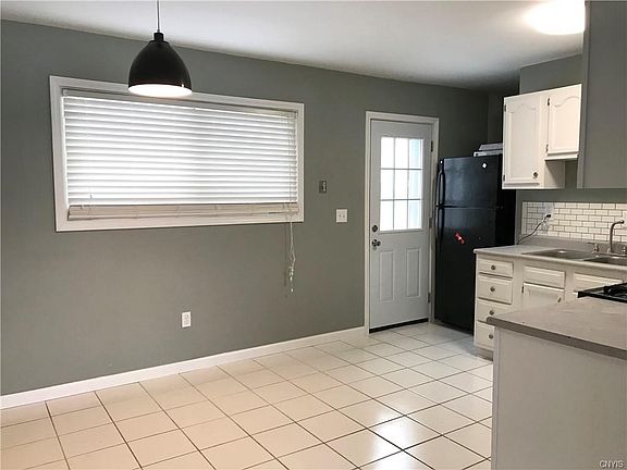 3rd image of 7905 Areopagitica Ave