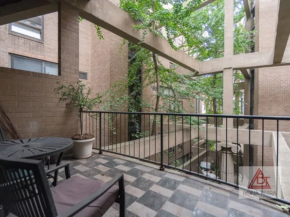 130 Barrow Street image 1 of 13