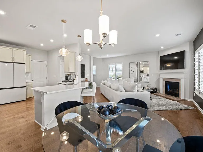 2615 Quarterdeck Dr — Photo 7