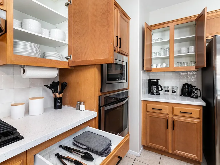 552 Blackberry Dr — Photo 4