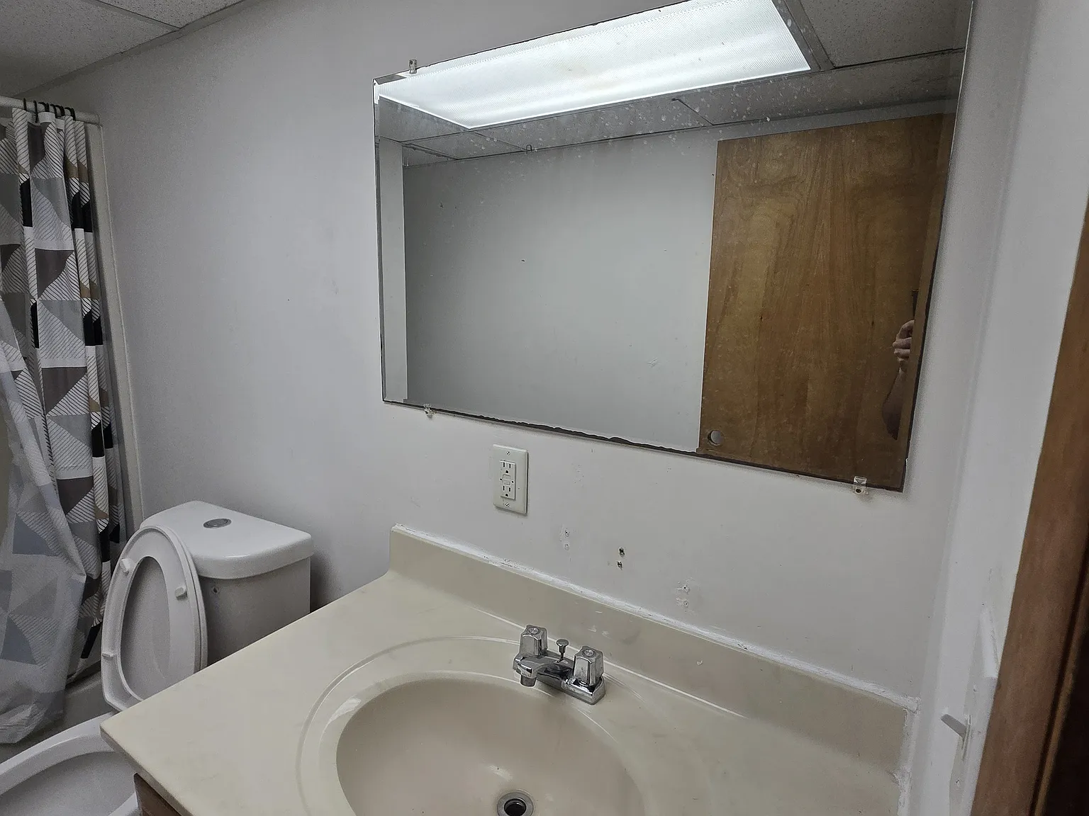 3 bed, 1200 sqft, $1,600 — Photo 4