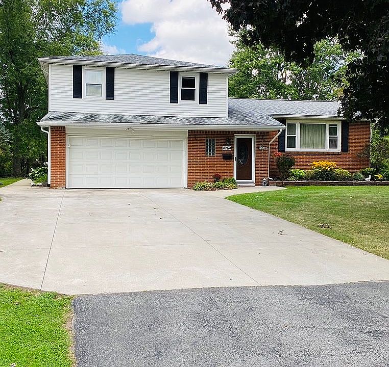 1st image of 4264 Roxbury Dr
