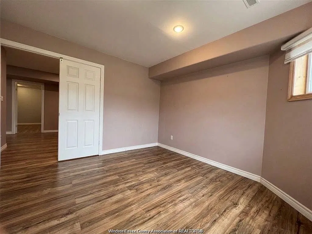 3 bed, $1,799 — Photo 4
