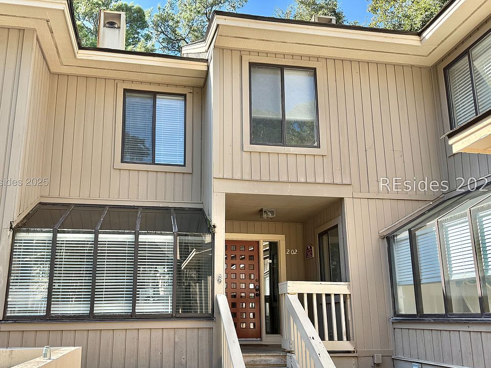 1st image of 125 Shipyard Dr APT 202