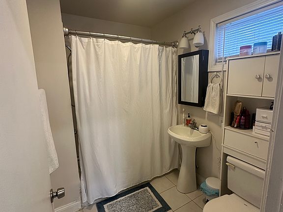 4th image of 2574 Massachusetts Ave #4