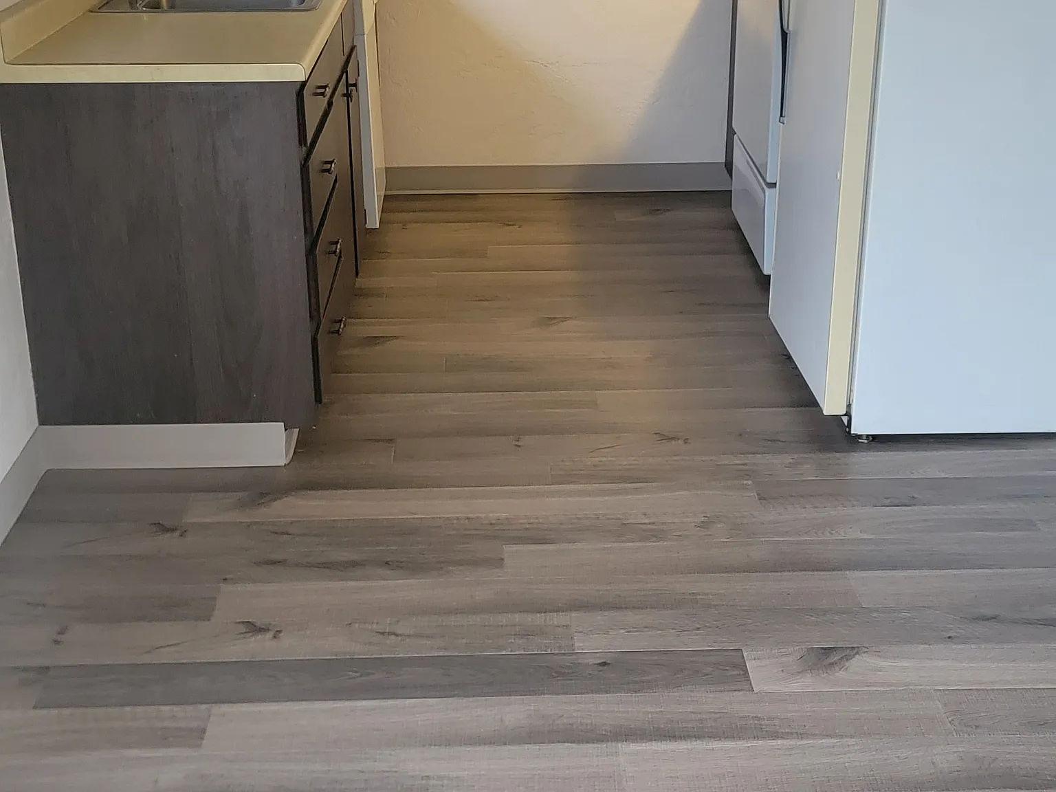 2 bed, 900 sqft, $1,595 — Photo 4