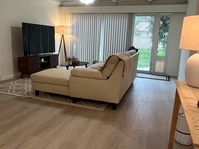 12062 Kathy Ln — Photo 15