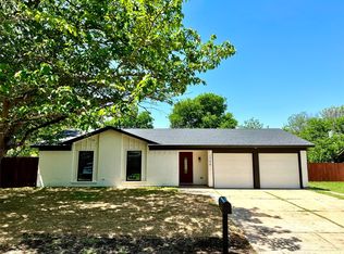1706 Lachelle Ln, Arlington, TX 76010