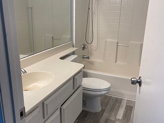 Upstairs hall bathroom