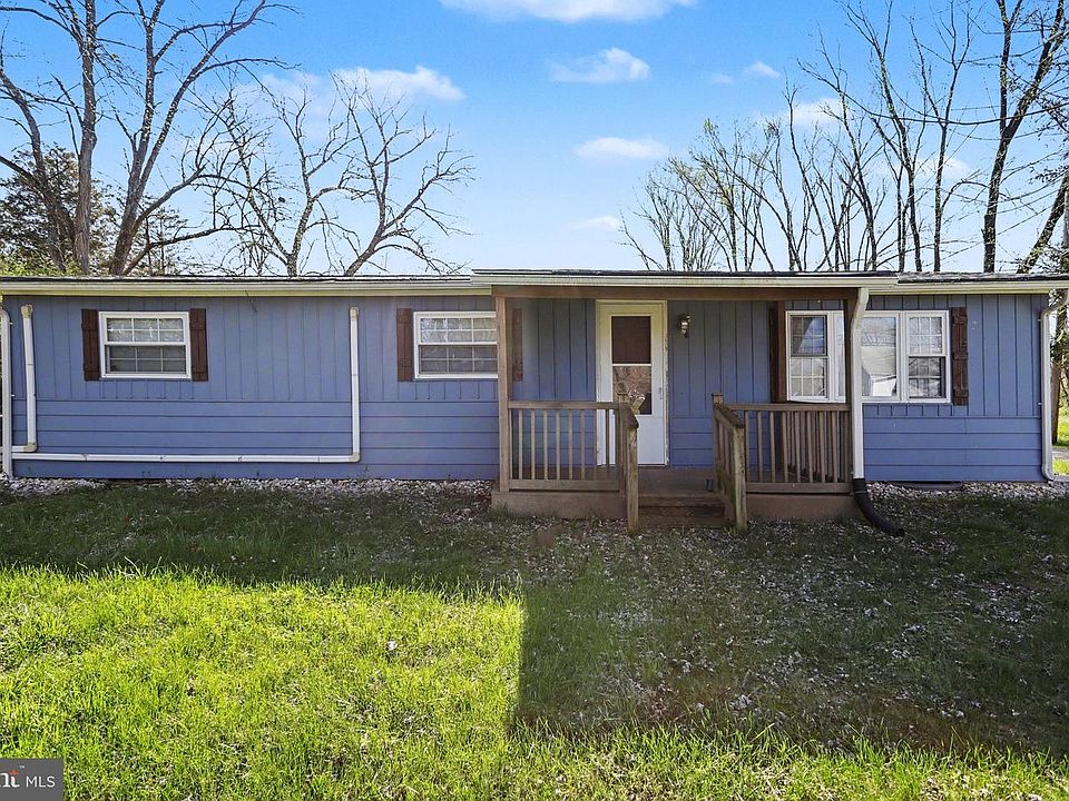 1st image of 15 Mill Dr