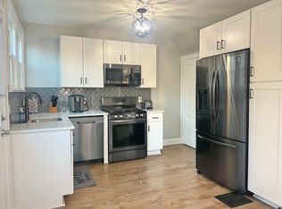 1186 Norton Ave, Grandview, OH 43212