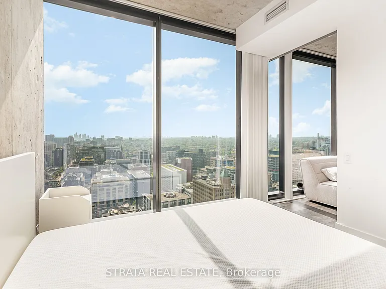 11 Charlotte St #2703 — Photo 8