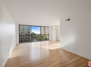 10747 Wilshire Blvd APT 701, Los Angeles, CA 90024