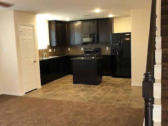 3rd image of 12831 Almeda Crossing Ct