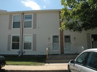 1933 Kenilworth Cir, Hoffman Estates, IL 60169