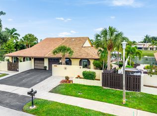 419 SW 28th Ave, Delray Beach, FL 33445