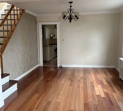 4th image of 4219 248th St