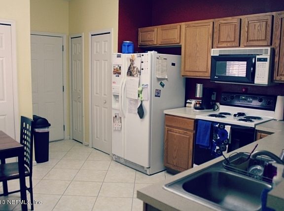4th image of 529 SOUTH BRANCH Drive