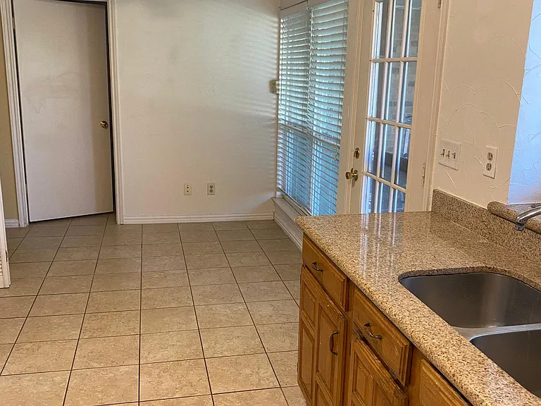 1325 Kesser Dr — Photo 19