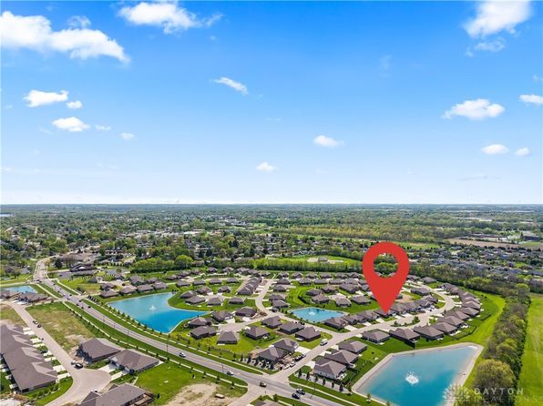 838 W Bentley Cir, Troy, OH 45373