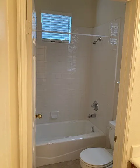 13428 Canyon Crest Rd — Photo 15