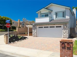 1301 Lakeside Ln, Huntington Beach, CA 92648