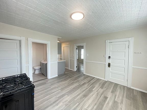 4th image of 347 Hayward St APT 2