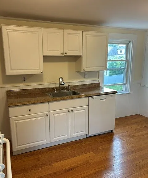 95 Crescent St #95 — Photo 2