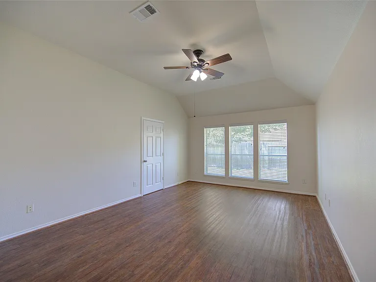 19915 Shore Meadows Ln — Photo 14