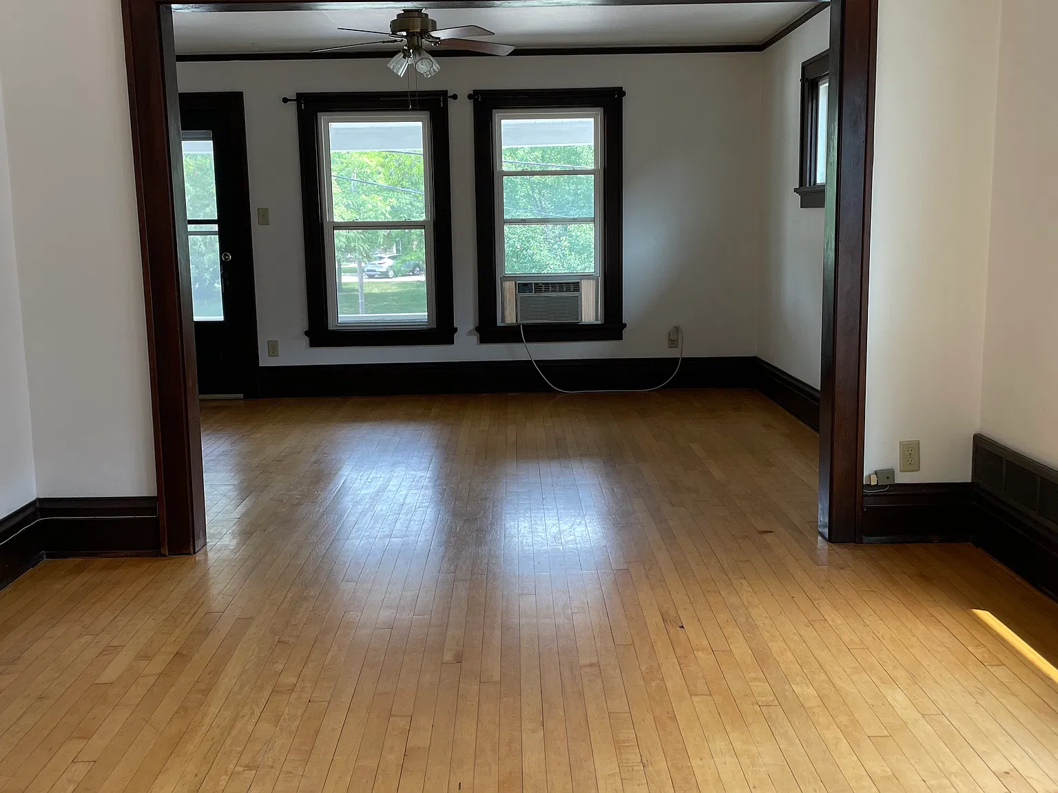 2 bed, 920 sqft, $2,150 — Photo 4