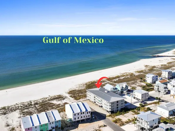 118 38th St #1, Mexico Beach, FL 32456