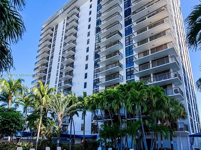3031 N Ocean Blvd #406 — Photo 48